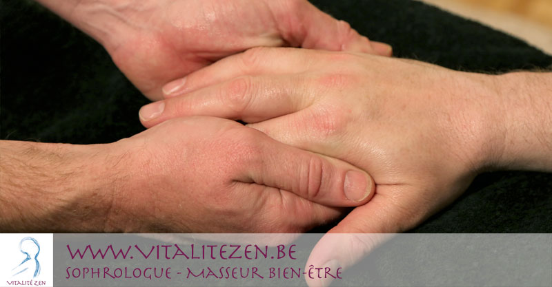 Venez découvrir les bienfaits du massage des mains!